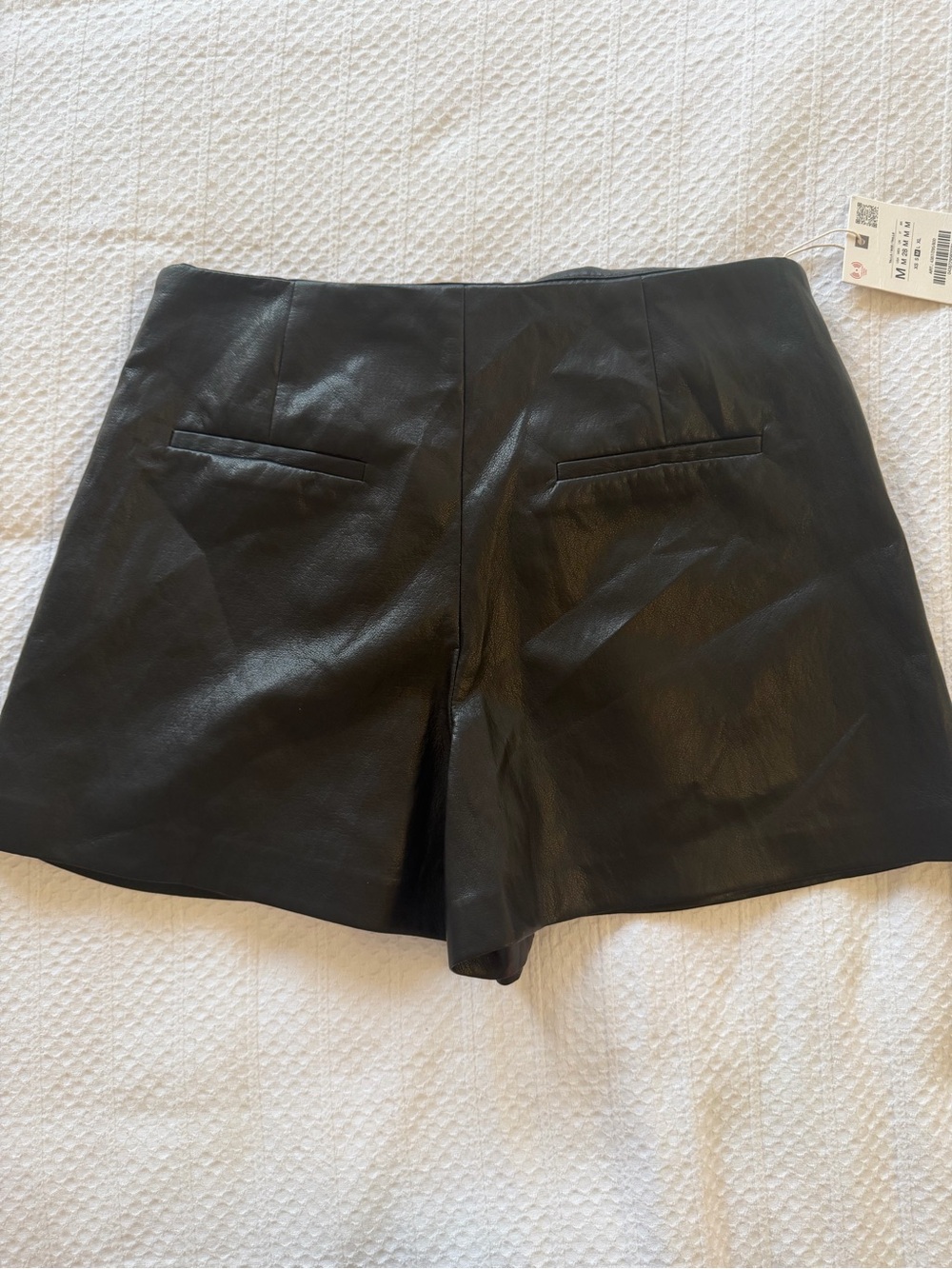 Zara black Faux Leather Draped Mini Skort - Picture 2 of 3